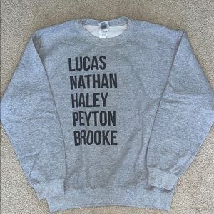 ONE TREE HILL MEDIUM SWEATSHIRT